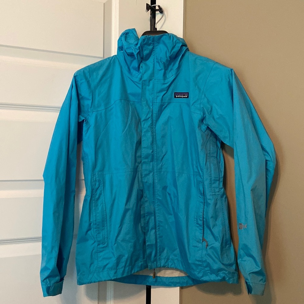 Patagonia Torrentshell rain jacket-size small